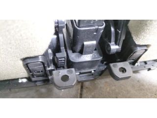 bontott MAZDA 3 Középső Szellőző