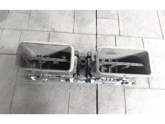 bontott MAZDA 3 Középső Szellőző