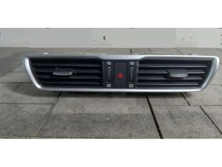 bontott MAZDA 3 Középső Szellőző