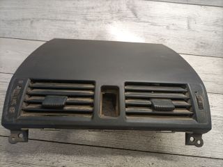 bontott MAZDA 3 Középső Szellőző