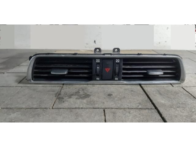 bontott MAZDA 3 Középső Szellőző