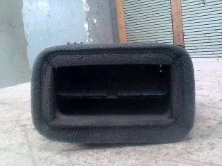 bontott MAZDA 3 Középső Szellőző