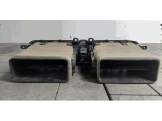 bontott MAZDA 3 Középső Szellőző