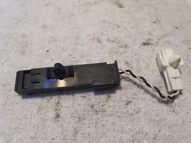 bontott MAZDA 3 Kulcs Nélküli Nyitás Jeladó