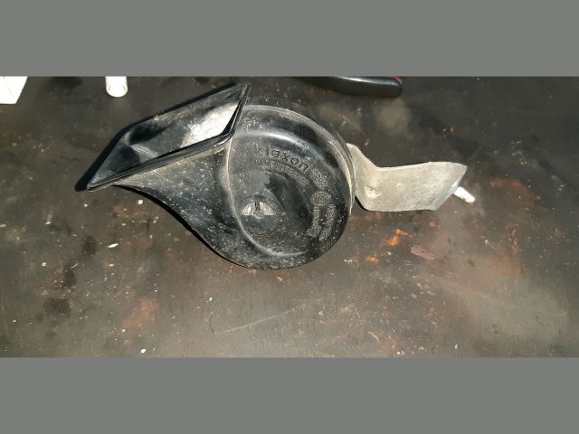 bontott MAZDA 3 Kürt