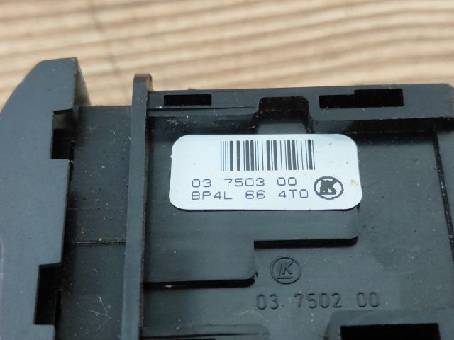 bontott MAZDA 3 Menetstabilizátor Kapcsoló