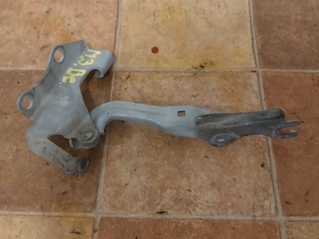 bontott MAZDA 3 Motorháztető Bal Zsanér