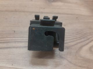 bontott MAZDA 3 Motorháztető Nyitó Kar / Gomb