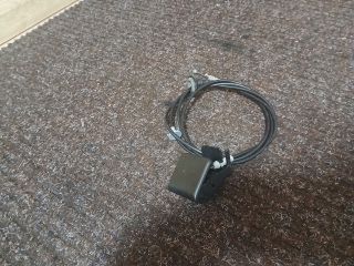 bontott MAZDA 3 Motorháztető Nyitó Kar / Gomb