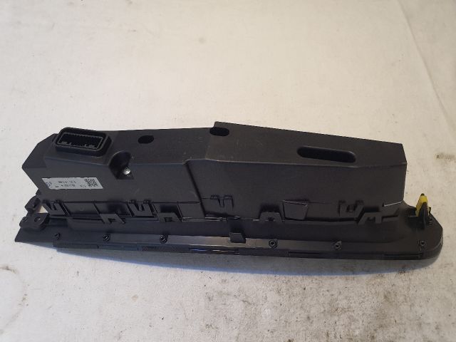 bontott MAZDA 3 Multifunkciós Kijelző