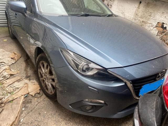 bontott MAZDA 3 Multikormány