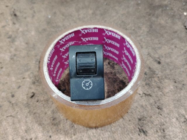 bontott MAZDA 3 Műszerfal Fényerő Szabályzó