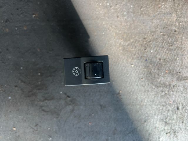 bontott MAZDA 3 Műszerfal Fényerő Szabályzó