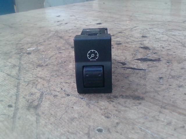 bontott MAZDA 3 Műszerfal Fényerő Szabályzó