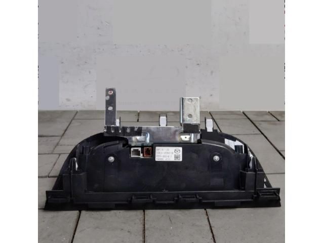 bontott MAZDA 3 Navigációs Fejegység