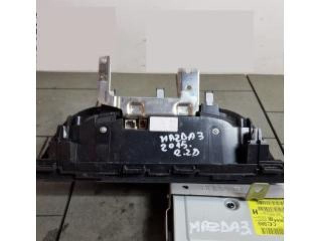 bontott MAZDA 3 Navigációs Fejegység