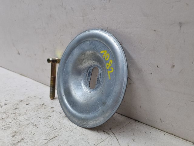 bontott MAZDA 3 Pótkerék Rögzítő