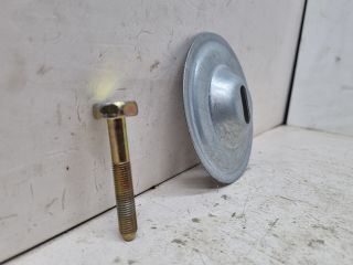 bontott MAZDA 3 Pótkerék Rögzítő