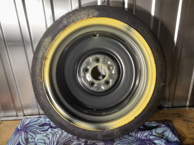 bontott MAZDA 3 Pótkerék