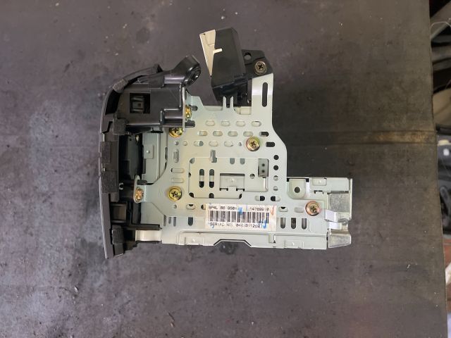 bontott MAZDA 3 Rádió / CD