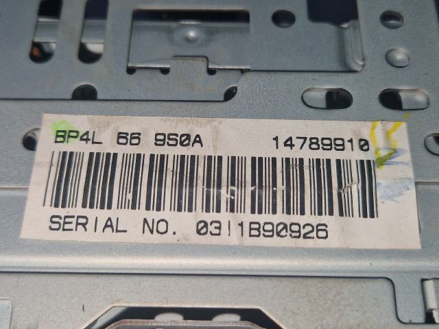 bontott MAZDA 3 Rádió / CD