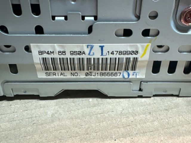 bontott MAZDA 3 Rádió / CD