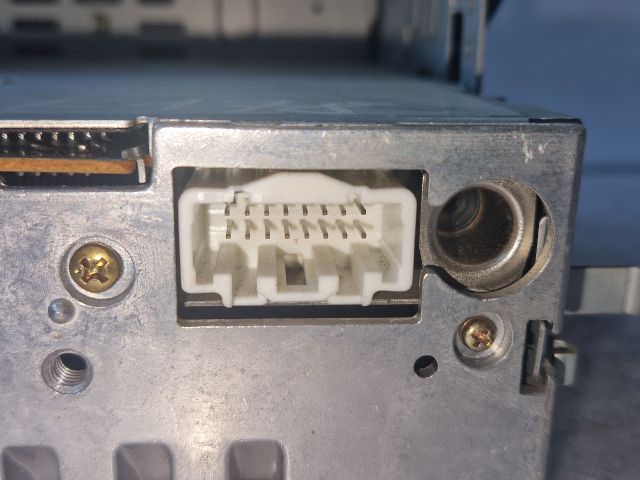 bontott MAZDA 3 Rádió / CD