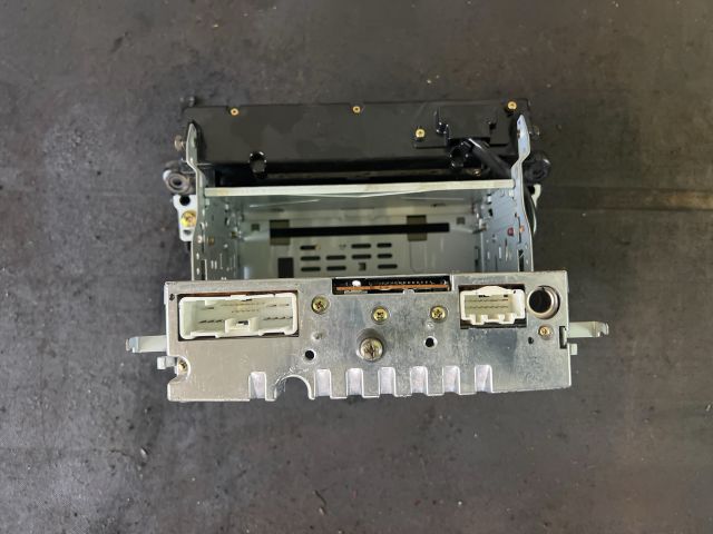 bontott MAZDA 3 Rádió / CD