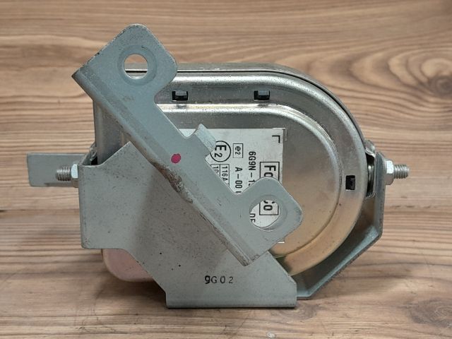 bontott MAZDA 3 Riasztó Hangszóró