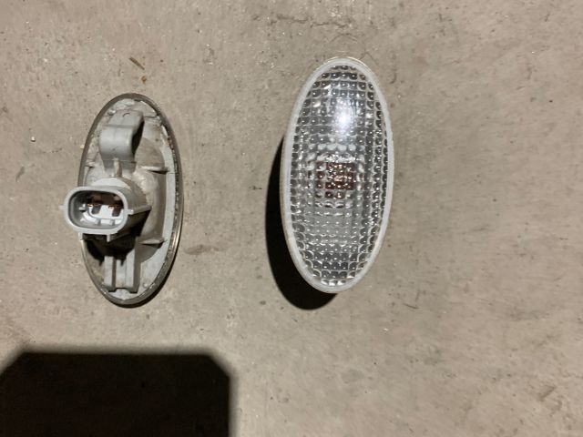 bontott MAZDA 3 Sárvédő Irányjelző (Pozíciófüggetlen)