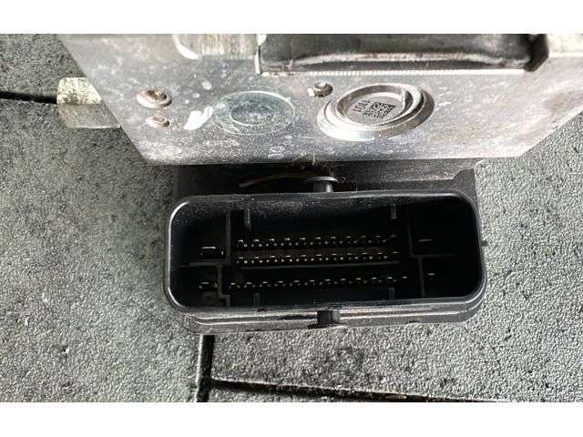 bontott MAZDA 3 ABS Kocka