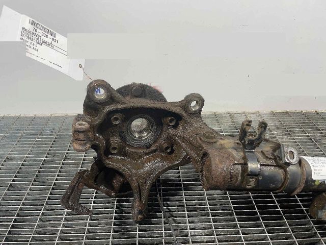 bontott MAZDA 3 Jobb első Csonkállvány