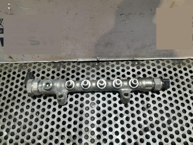 bontott MAZDA 3 Közösnyomócső