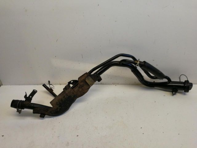 bontott MAZDA 3 Tankbetöltő Cső (Fém)