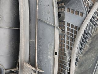 bontott MAZDA 3 Szélvédő Alatti Műanyag Elem