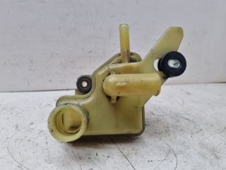 bontott MAZDA 3 Szervóolaj Tartály