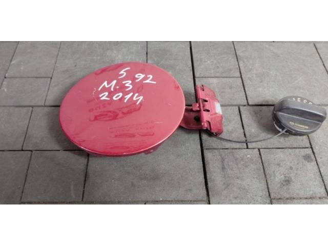 bontott MAZDA 3 Tankajtó