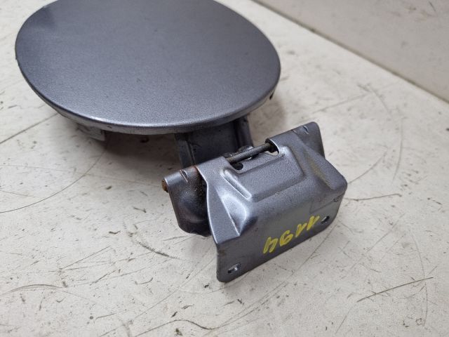 bontott MAZDA 3 Tankajtó