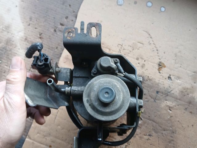 bontott MAZDA 3 Üzemanyagszűrő Ház