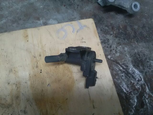 bontott MAZDA 3 Vákum Szelep