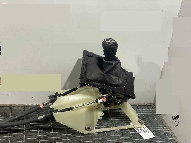 bontott MAZDA 3 Váltógomb