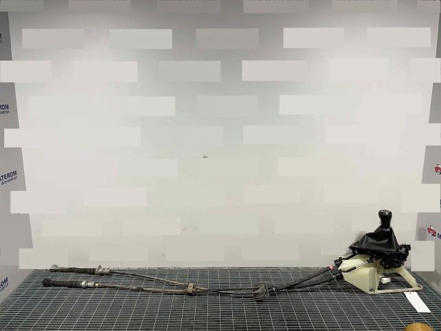 bontott MAZDA 3 Váltógomb