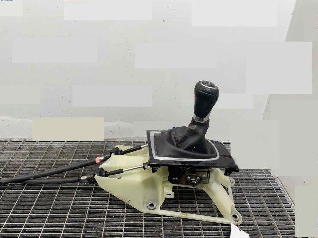 bontott MAZDA 3 Váltógomb