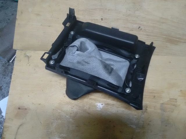 bontott MAZDA 3 Váltószoknya