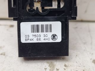 bontott MAZDA 3 Vészvillogó Kapcsoló