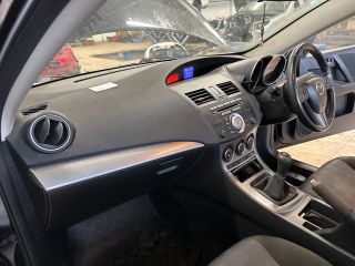 bontott MAZDA 3 Vészvillogó Kapcsoló