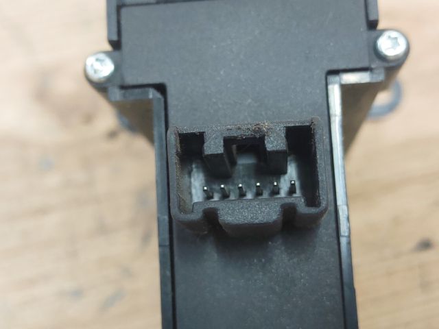 bontott MAZDA 3 Vészvillogó Kapcsoló