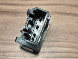 bontott MAZDA 3 Vészvillogó Kapcsoló