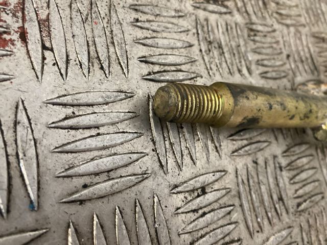 bontott MAZDA 3 Vonószem