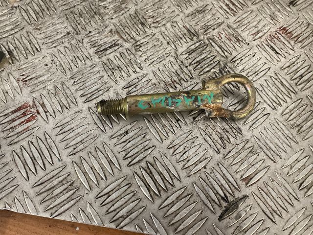 bontott MAZDA 3 Vonószem